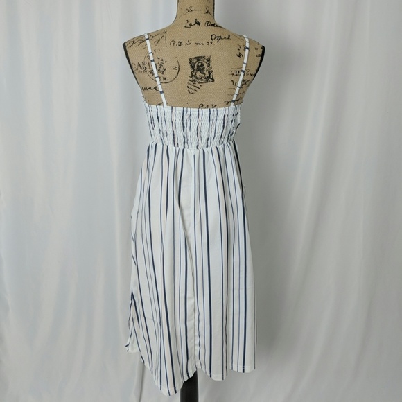 Striped button front midi dress - Picture 8 of 8
